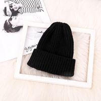 2019 Winter Koreanische Version Plus Samt Woll Mütze Weibliche Mohair Monochrome Mode Licht Platte Ohren Schutz Kopf Warme Strick Mütze sku image 1