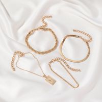 New Fashion Four-piece Bracelet Twist Chain Portrait Pendant Women's Four-piece Bracelet Wholesale Nihaojewelry main image 5