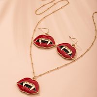 Fashion Dripping Oil Redslip With Sharp Teeth Necklace Wholesale Nihaojewelry main image 3