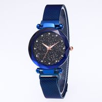 Casual Streetwear Round Suction Buckle Quartz Women's Watches main image 3