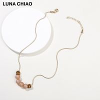 Qingdao Europäische Und Amerikanische Außenhandel Halskette Schmuck Großhandel Kristall Perlen Schlangen Kette Damen Kurze Halskette Zubehör sku image 2