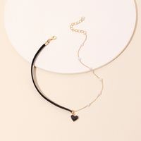 Asymmetric Pearl Love Necklace Women's Clavicle Chain main image 3