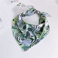 Nouveau Triangle Écharpe Petit Foulard Ethnique Style Petite Fleur Tout-match Parent-enfant Bandeau Bande De Cheveux Petite Soie Écharpe Printemps Et Automne D'été sku image 15