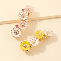 Handmade Oil Drip Alloy Daisy Flower Spring Clip Simple Horsetail Top Clip Small Side Clip Wholesale main image 4