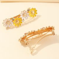 Handmade Oil Drip Alloy Daisy Flower Spring Clip Simple Horsetail Top Clip Small Side Clip Wholesale main image 5