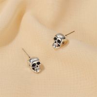 Fashion Ghost Head Gothic Retro Skull Retro  Earrings main image 6