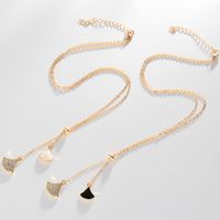 Korean Version Of The Small Skirt Sweet Wild Fan-shaped Clavicle Chain Mother-of-pearl Pendant Women's Necklace main image 4