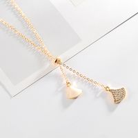 Korean Version Of The Small Skirt Sweet Wild Fan-shaped Clavicle Chain Mother-of-pearl Pendant Women's Necklace sku image 2