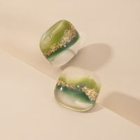 Corée Résine Couleur Plastique Simples Boucles D&#39;oreilles Mignonnes Pour Les Femmes En Gros main image 5