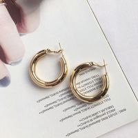 Mode Exagérée Nouvelles Boucles D'oreilles Simples Cercle Boucles D'oreilles En Métal À Paillettes Pour Femmes main image 1