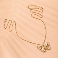 Fashion Generous Single-layer Exaggerated Inlaid Pearl Large Butterfly Alloy Necklace main image 4