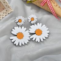Fashion Acetate Plate Daisy Long Flower Simple Earrings For Women main image 3