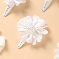 New Children's  Simple White Flowers Cute Wild Princess  Hairpin main image 5