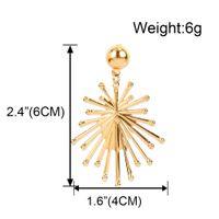 Exaggerated Alloy Fashion Golden All-match Earrings Wholesale main image 6