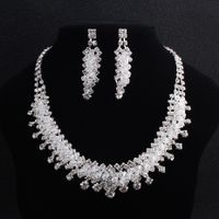 Nouvelle Coiffe De Mariée De Mariage Cheveux Accessoires Boucles D'oreilles Collier Deux-pièce Ensemble Chaîne Européenne Strass Ornement De Mariage Ventes Directes D'usine sku image 1