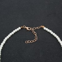 Mode Geformte Imitation Perlenlegierung Buchstabe M Anhänger Halskette Großhandel main image 3