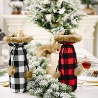 Haobei Christmas Festive Supplies Pompon Plaid Bottle Cover Creative New Red And Black Wine Bottle Bag Wine Gift Box Wine Cover main image 6