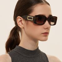Fashion Square Rivet Retro Small Box Trend New Sunglasses For Women main image 1