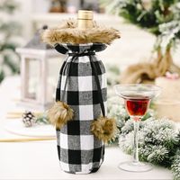 Haobei Christmas Festive Supplies Pompon Plaid Bottle Cover Creative New Red And Black Wine Bottle Bag Wine Gift Box Wine Cover sku image 2