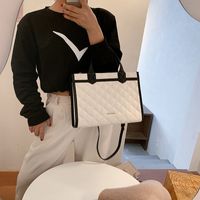 Large-capacity Ladies Bags New Rhombus Embroidery One Shoulder Messenger Fashion Portable Tote Bag main image 6