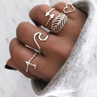 Fashion Personality Airplane Ring Love Leaf Five-piece Joint Finger Ring Bracelet main image 2