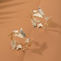 Boucles D&#39;oreilles Pour Femmes Coréenne Simple Impression Papillon En Gros main image 4