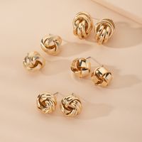 Hot Selling Fashion Creative Exaggerated Retro Metallic Geometric Round Earrings Wholesale main image 3