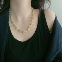 Nicho Salvaje Moda Nuevo Collar De Cadena De Clavícula Anudada Cuerda De Metal Dorado Para Mujer main image 4