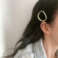 Korean Metal Circle Hairpin Back Head Clip Headdress Elegant Word Clip Wholesale main image 1