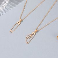 New Fashion Two-piece Ladies Modern Brooch Alloy Clavicle Chain Necklace main image 3