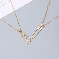 New Fashion Two-piece Ladies Modern Brooch Alloy Clavicle Chain Necklace main image 4