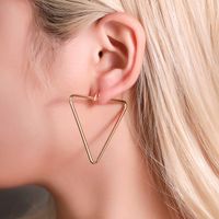 Boucles D&#39;oreilles Simples Géométriques Exagérées Triangle Creux Boucle D&#39;oreille En Gros main image 1