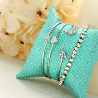 Fashion New  Simple Diamond Crystal Star Moon Four-piece  Alloy Bracelet Wholesale main image 4