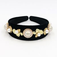 Hot Selling Personality Simple Fashion Pearl Metal Headband Wholesale main image 4