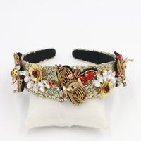 Hot Selling Fashion Personality Bee Flower Dot Diamond Metal Headband sku image 1