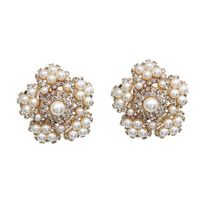 Hot Selling Fashion No Pierced Retro Flower Pearl Earrings main image 2