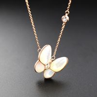 Neue Trend Weiße Muschel Perlen Schmetterling Geschenk Kurze Kupfer Schlüsselbein Kette Für Frauen Großhandel main image 5