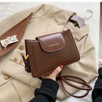 Hot Selling Retro Ladies Shoulder Small Bag Fashion Texture Messenger Bag sku image 3