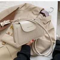 Hot Selling Retro Ladies Shoulder Small Bag Fashion Texture Messenger Bag sku image 4