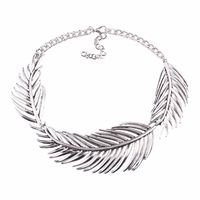 Croix-transfrontalier Européen Et Américain De Mode Chic Exagérée En Forme De Feuille Alliage Collier Tendance Creative Collier Usine Ventes Directes sku image 2