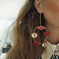 Mode Exagérée Nouveaux Yeux Lèvres Rouges Boucles D&#39;oreilles Géométriques Grand Cercle Pour Les Femmes main image 3