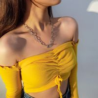Fashion Simple Op Buckle Clavicle Retro Alloy Necklace For Women main image 4