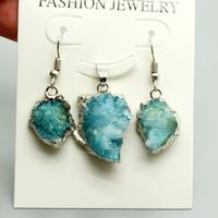 Hot Selling Fashion Irregular Natural Stone Crystal Bud Necklace Earrings Set Wholesale main image 3