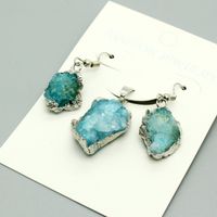 Hot Selling Fashion Irregular Natural Stone Crystal Bud Necklace Earrings Set Wholesale sku image 2