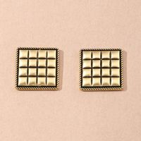 Fashion Simple New Metal Retro Distressed Matte Gold Button Earrings main image 4