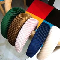 Hot Selling Fashion Striped Velvet Sponge Flat Headband Wholesale main image 1