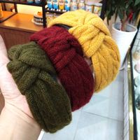 Hot Knitted Knotted Headband  Wool Hairpin Simple Wide-border Headband main image 4