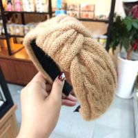Hot Knitted Knotted Headband  Wool Hairpin Simple Wide-border Headband main image 6