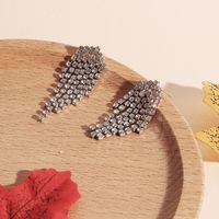 Boucles D&#39;oreilles De Dames De Mode Simple De Diamant Coréen Gland Plein Diamant main image 4