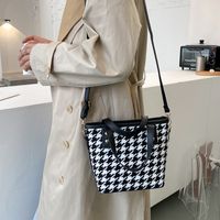 New Large Capacity Woolen Chain Shoulder New Fashion All-match Messenger Tote Bag main image 1